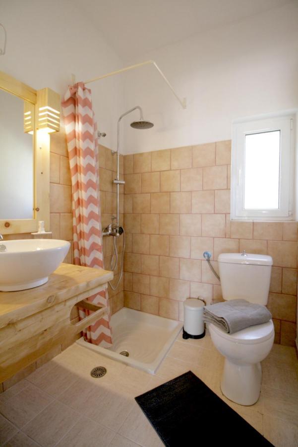 Seaside, Relaxing Family House With Playground! Villa Lavrys 4 Marathi  Bagian luar foto