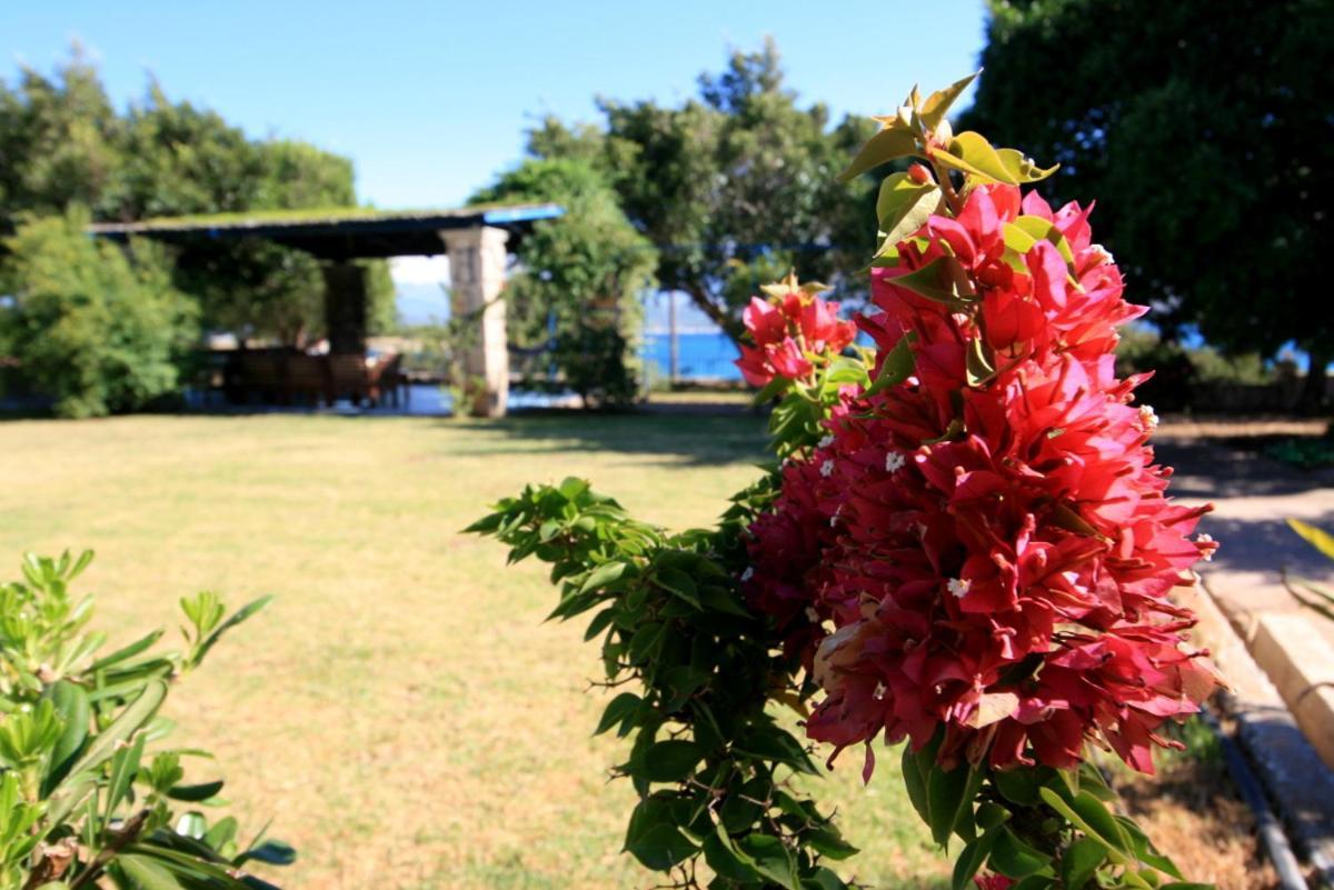 Seaside, Relaxing Family House With Playground! Villa Lavrys 4 Marathi  Bagian luar foto
