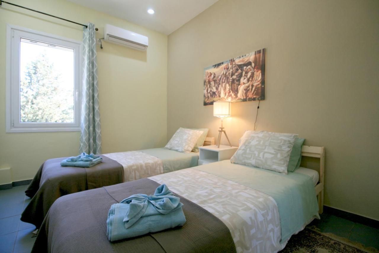 Seaside, Relaxing Family House With Playground! Villa Lavrys 4 Marathi  Bagian luar foto